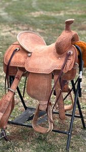 Load image into Gallery viewer, Sheridan Roughout Ranch Saddle