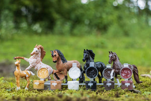 Load image into Gallery viewer, Breyer Horse Breeds Paint &amp; Play